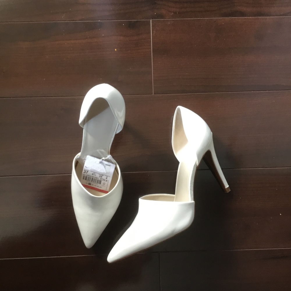 Zara women white shoes